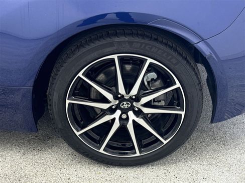 Used 2025 Toyota GR86 image 39