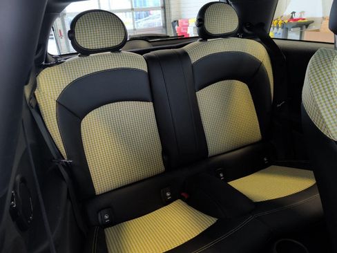 Used 2023 MINI Cooper SE FWD image 38