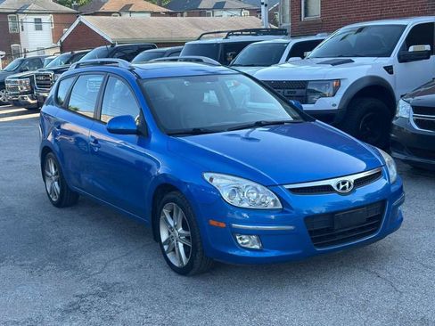 Used 2012 Hyundai Elantra FWD image 1