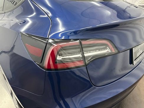 Used 2021 Tesla Model 3 Long Range AWD/4WD image 11