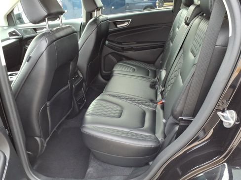 Used 2024 Ford Edge Titanium image 13