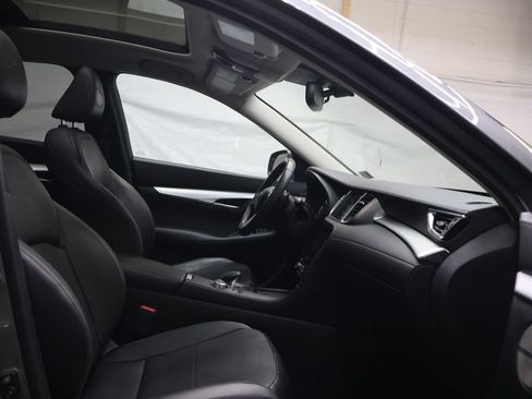 Used 2022 INFINITI QX50 Essential AWD/4WD image 9