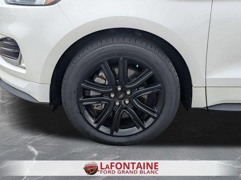 Used 2022 Ford Edge ST-Line AWD/4WD image 32