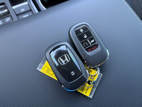 Used 2026 Honda Pilot EX-L image 27
