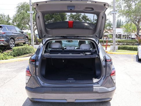 Used 2024 Hyundai Kona SEL FWD image 17