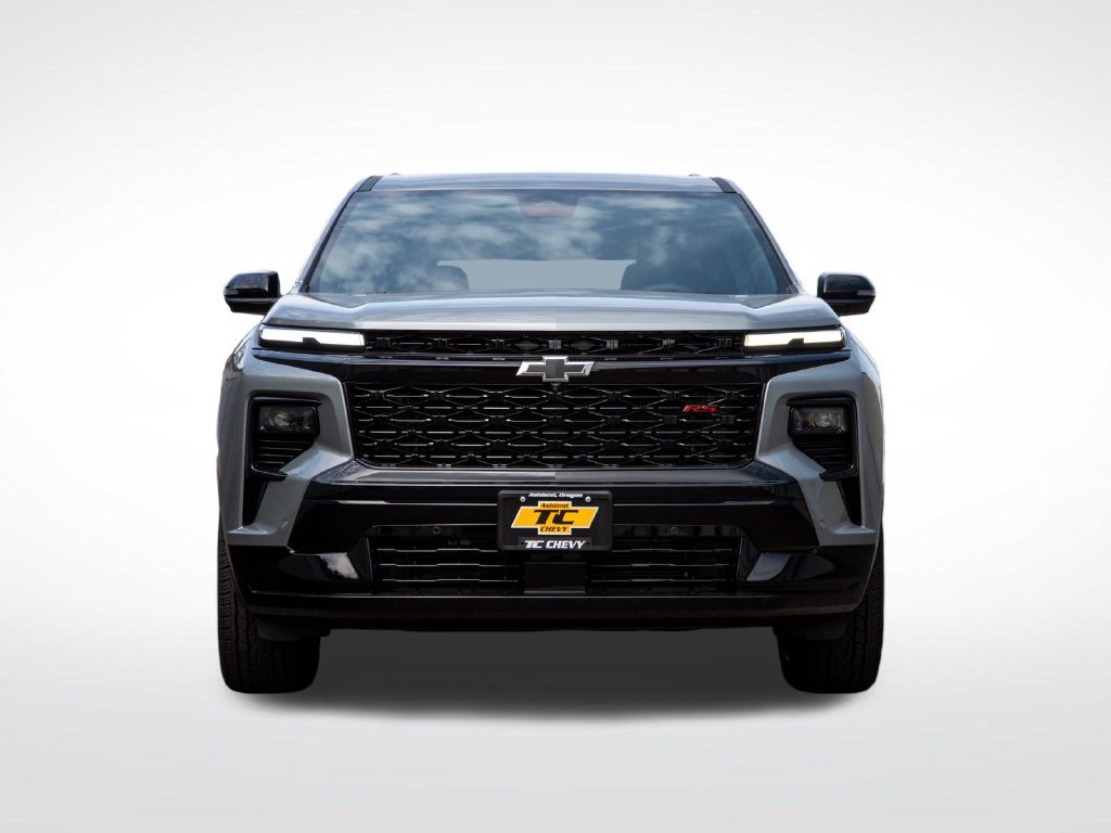 New 2026 Chevrolet Traverse RS w/ LPO, Floor Liner Package FWD image 2