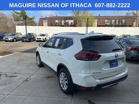Used 2019 Nissan Rogue SV image 7