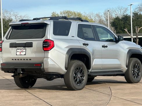 New 2026 Toyota 4Runner SR5 image 4