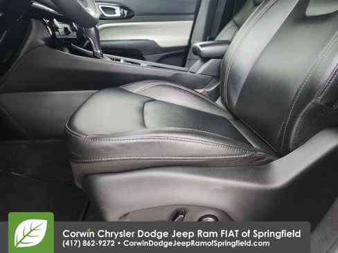 Certified 2024 Jeep Compass Limited image 20