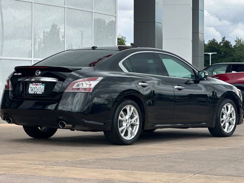 Used 2014 Nissan Maxima 3.5 SV w/ Premium Package FWD image 4