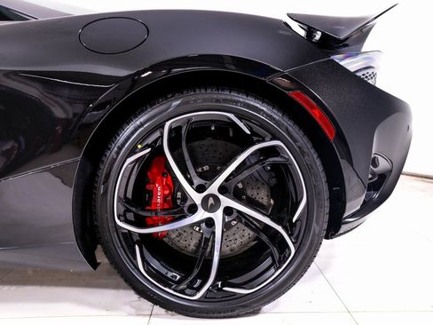 New 2026 McLaren 750S Spider RWD image 18