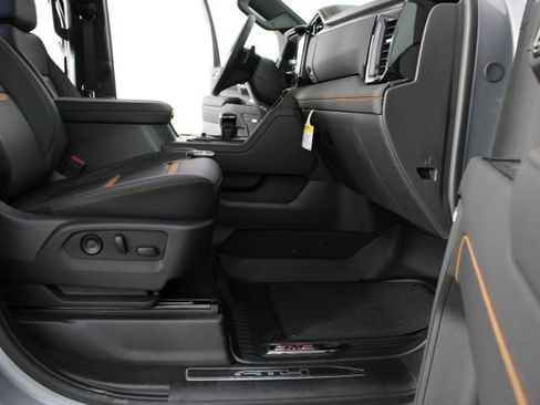 New 2026 GMC Sierra 1500 AT4 AWD/4WD image 26