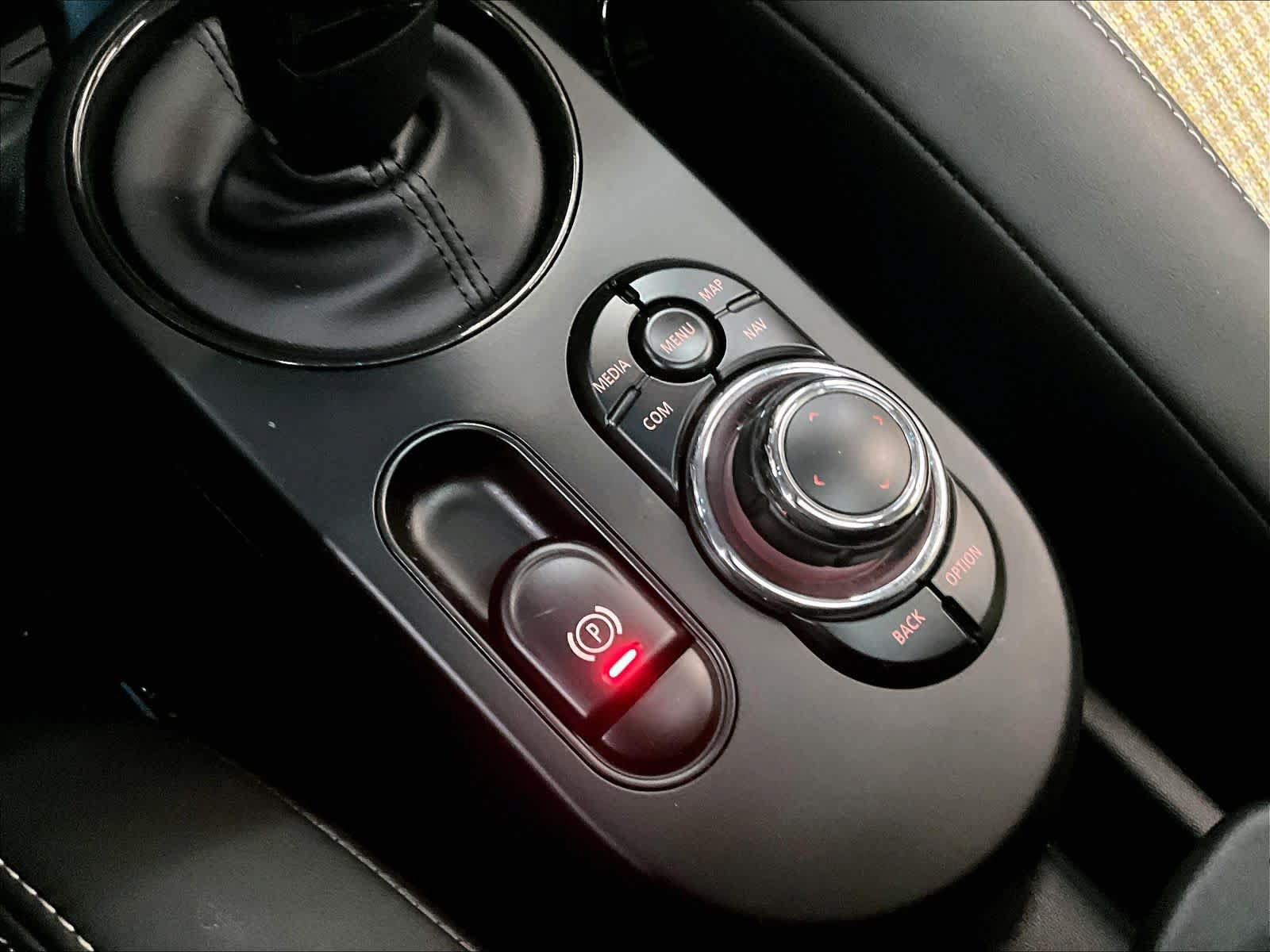 Used 2023 MINI Cooper SE FWD image 34