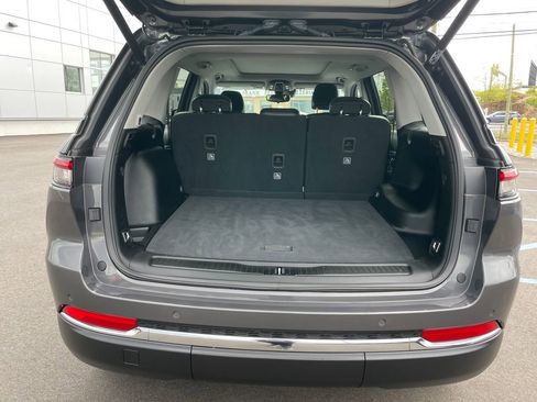Certified 2023 Jeep Grand Cherokee Limited AWD/4WD image 26