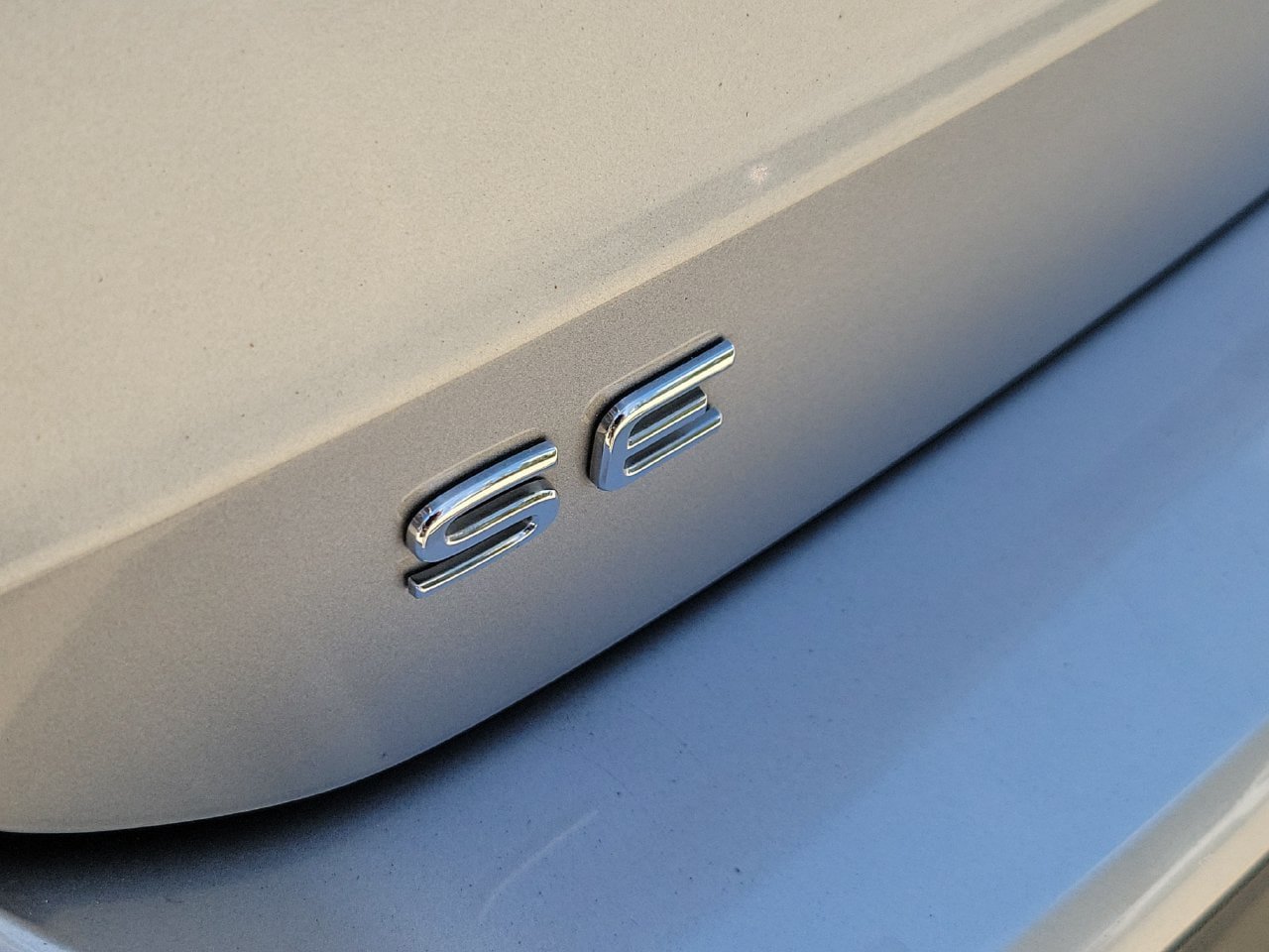 Used 2022 Volkswagen Taos SE FWD image 7