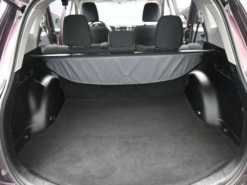 Used 2016 Toyota RAV4 LE FWD image 17