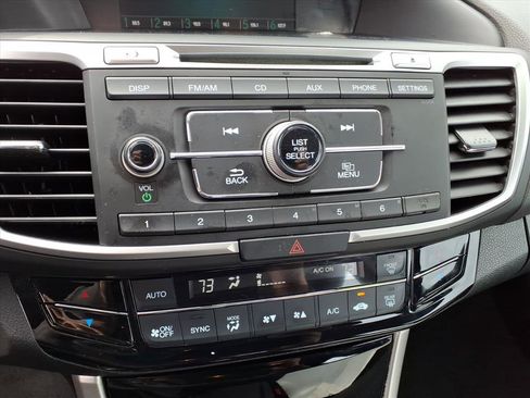 Used 2017 Honda Accord LX image 12