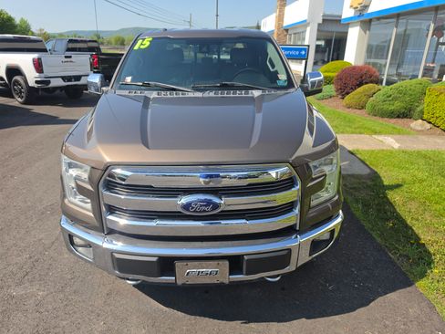 Used 2015 Ford F150 Lariat w/ Equipment Group 502A Luxury AWD/4WD image 9
