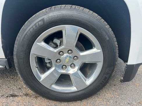 Used 2018 Chevrolet Tahoe Premier RWD image 10