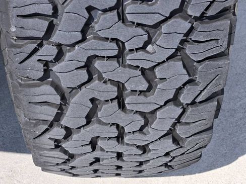 Used 2026 Jeep Wrangler Unlimited Rubicon AWD/4WD image 14