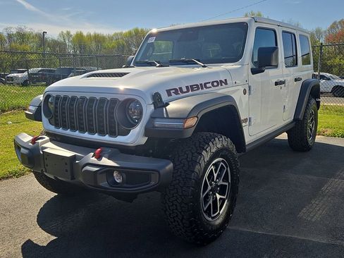 New 2026 Jeep Wrangler Unlimited Rubicon AWD/4WD image 2