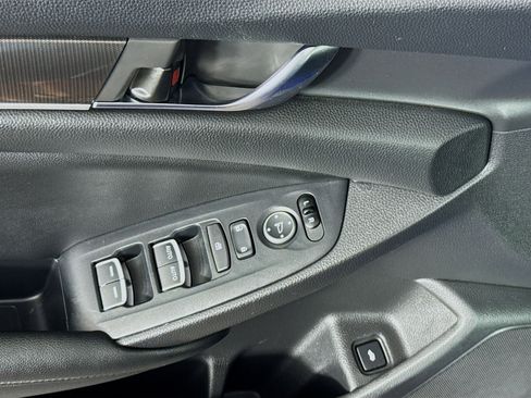 Used 2020 Honda Accord Sport image 23