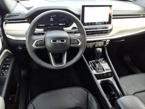 Used 2024 Jeep Compass Limited w/ Elite Group AWD/4WD image 23