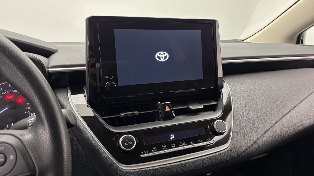 Used 2024 Toyota Corolla LE FWD image 21