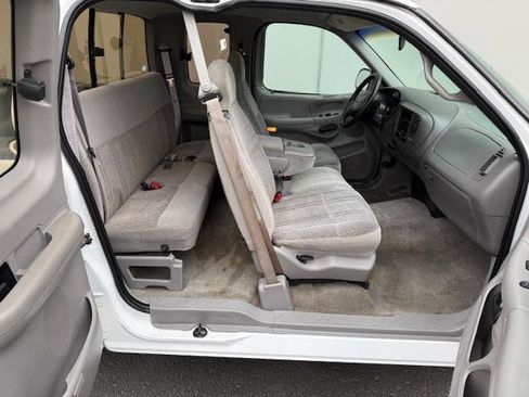 Used 1997 Ford F150 2WD SuperCab image 12