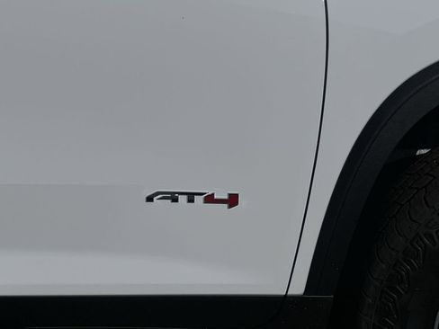 New 2026 GMC Acadia AT4 w/ Luxury Package image 32