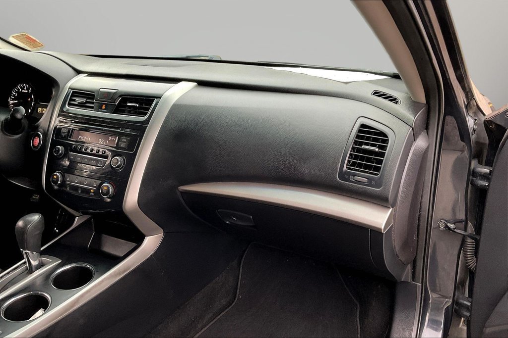 Used 2015 Nissan Altima 2.5 S w/ Power Driver Seat Package FWD image 25