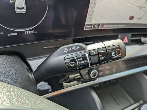 Certified 2024 Kia Sportage SX image 36
