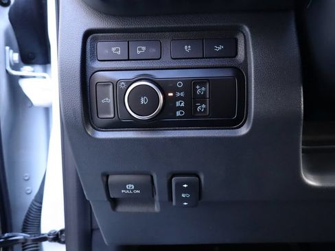 Used 2024 Ford F350 Lariat w/ Lariat Ultimate Package AWD/4WD image 24