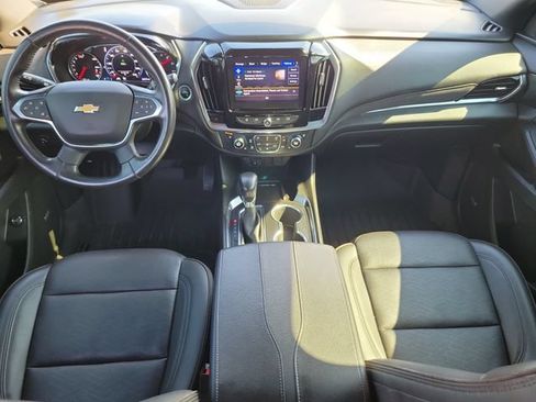 Certified 2022 Chevrolet Traverse High Country FWD image 19