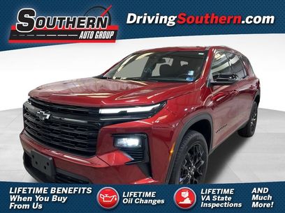 Used 2025 Chevrolet Traverse LT w/ Midnight/Sport Edition