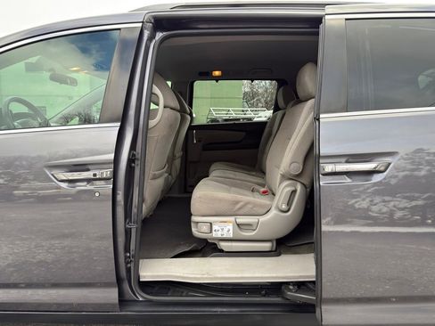 Used 2016 Honda Odyssey EX image 14