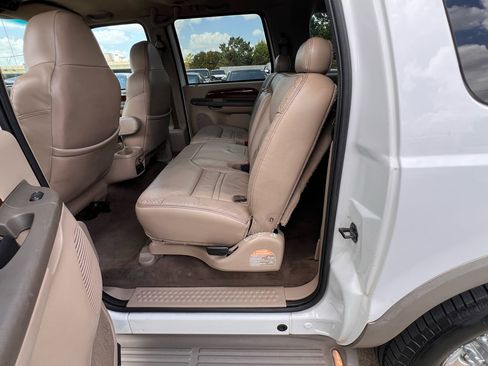 Used 2001 Ford Excursion Limited image 17