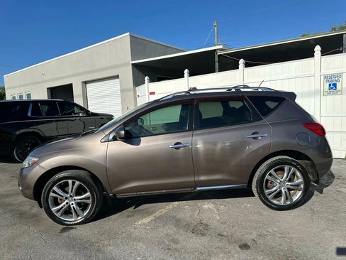 Used 2010 Nissan Murano LE w/ Accessory Value Pkg image 5