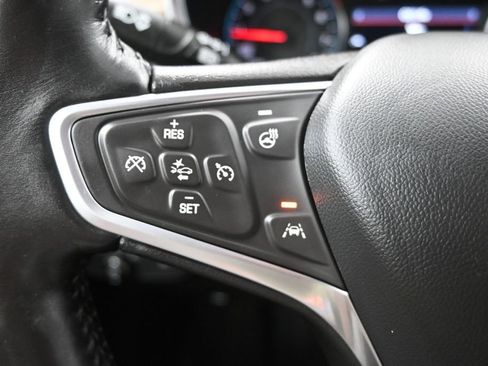 Used 2022 Chevrolet Equinox Premier FWD image 25