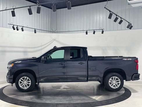 Used 2022 Chevrolet Silverado 1500 RST AWD/4WD image 15