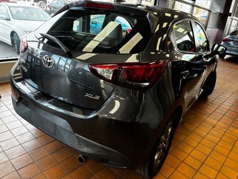Used 2020 Toyota Yaris XLE FWD image 62