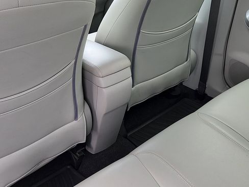 Used 2012 Toyota Prius One image 17