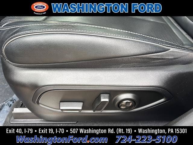 Used 2023 Jeep Grand Cherokee L Overland AWD/4WD image 12