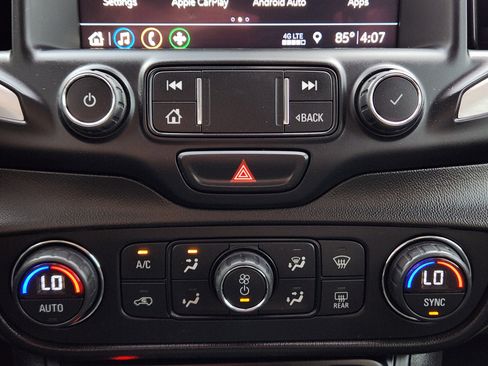 Used 2020 GMC Terrain SLT w/ Preferred Package FWD image 21
