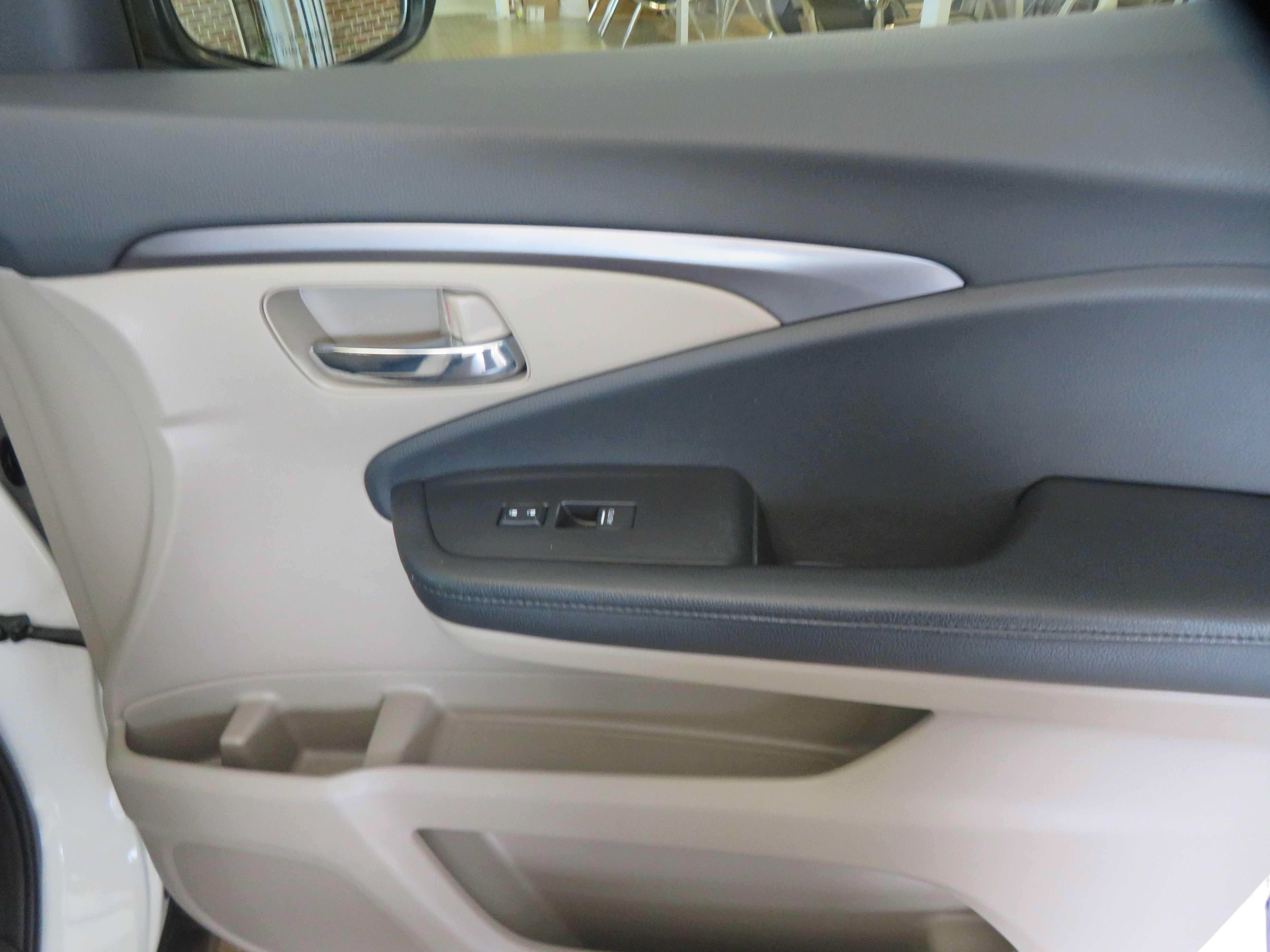 Used 2017 Honda Pilot EX-L image 26