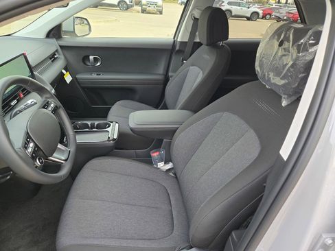 New 2026 Hyundai Ioniq 5 SE image 18