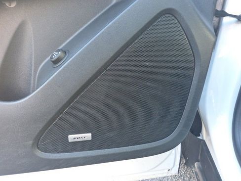 Used 2022 Chevrolet Equinox RS w/ RS Leather Package image 11