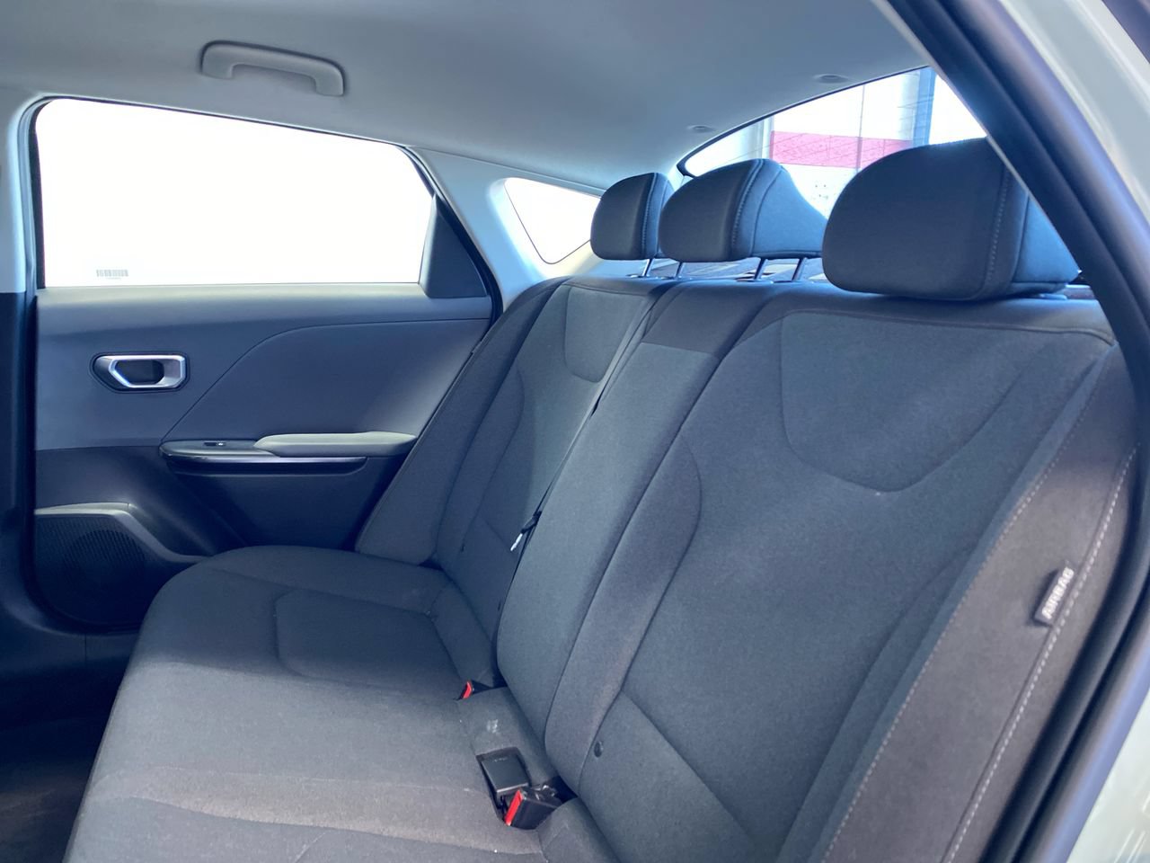Certified 2025 Kia K4 FWD image 33
