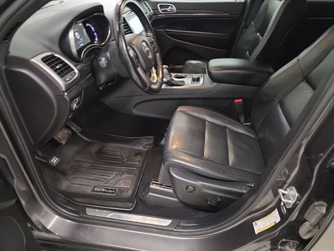 Used 2021 Jeep Grand Cherokee Limited w/ Trailer Tow Group IV image 13