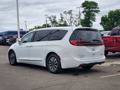 Used 2022 Chrysler Pacifica Limited